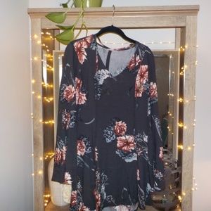 LULU’S 🦋 Long Sleeve Black Floral Mini Dress